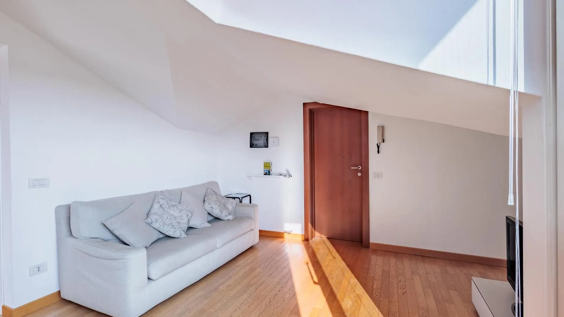 Serela Suite Bergamo 0*,  Italy